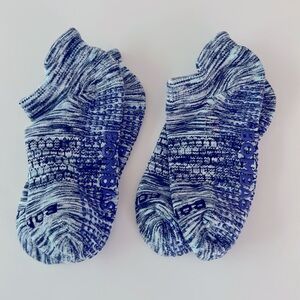 Bombas Blue and White Patterned Ankle Socks